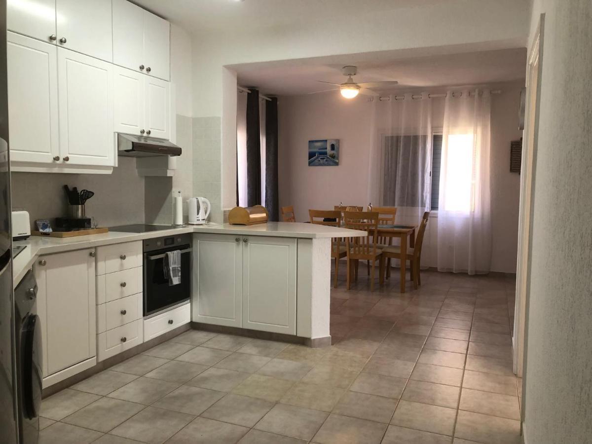 Kings Palace - Stylish, Modern 2 Bed With Sea Views Paphos Eksteriør billede